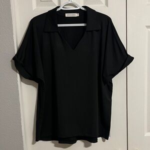 Black Collared V-Neck Short Sleeve Blouse